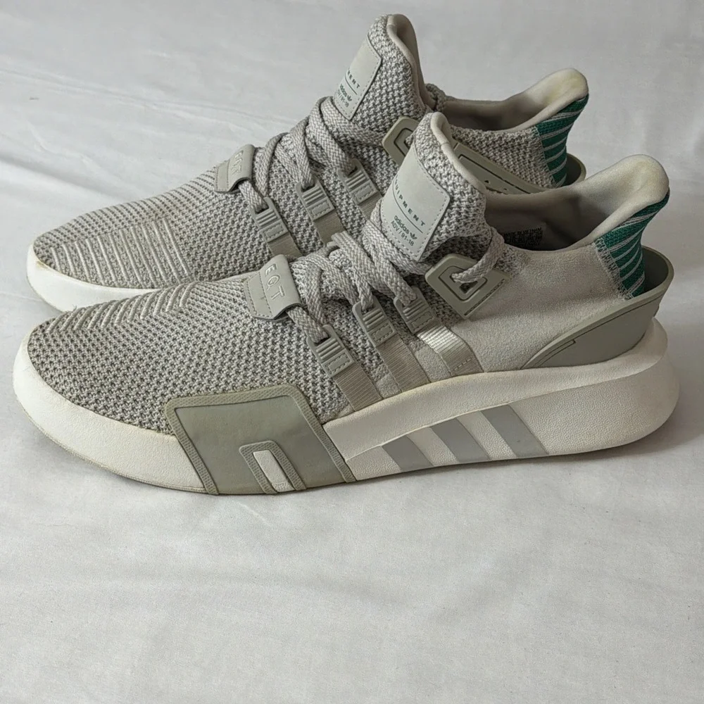 adidas smoke free